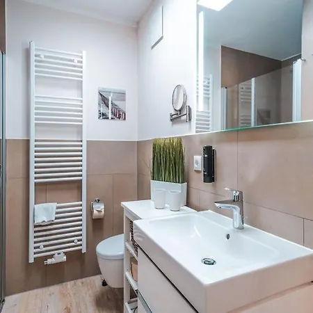 Quartier Am Waldschloss App 03 *