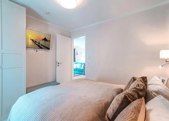 Апартаменты Quartier Am Waldschloss App 03 *